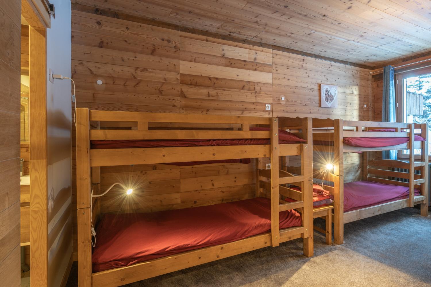 Chalet Alpe D'Huez 1850-Sea And Mountain Pleasure Avec 2 Appartements- 1 Appartement 3 Chambres 8 Couchages - 3 Salles D'Eau Et 1 Appartement 5 Chambres 12 Couchages 5 Salles D'Eau - Jacuzzi Et Sauna -Pieds Des Pistes Et Centre Exterior photo