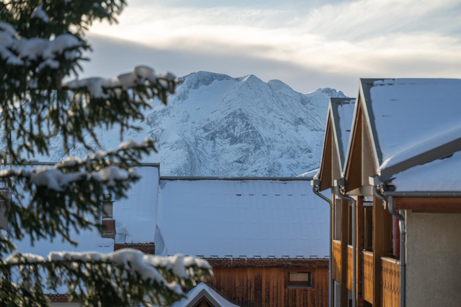 Chalet Alpe D'Huez 1850-Sea And Mountain Pleasure Avec 2 Appartements- 1 Appartement 3 Chambres 8 Couchages - 3 Salles D'Eau Et 1 Appartement 5 Chambres 12 Couchages 5 Salles D'Eau - Jacuzzi Et Sauna -Pieds Des Pistes Et Centre Exterior photo
